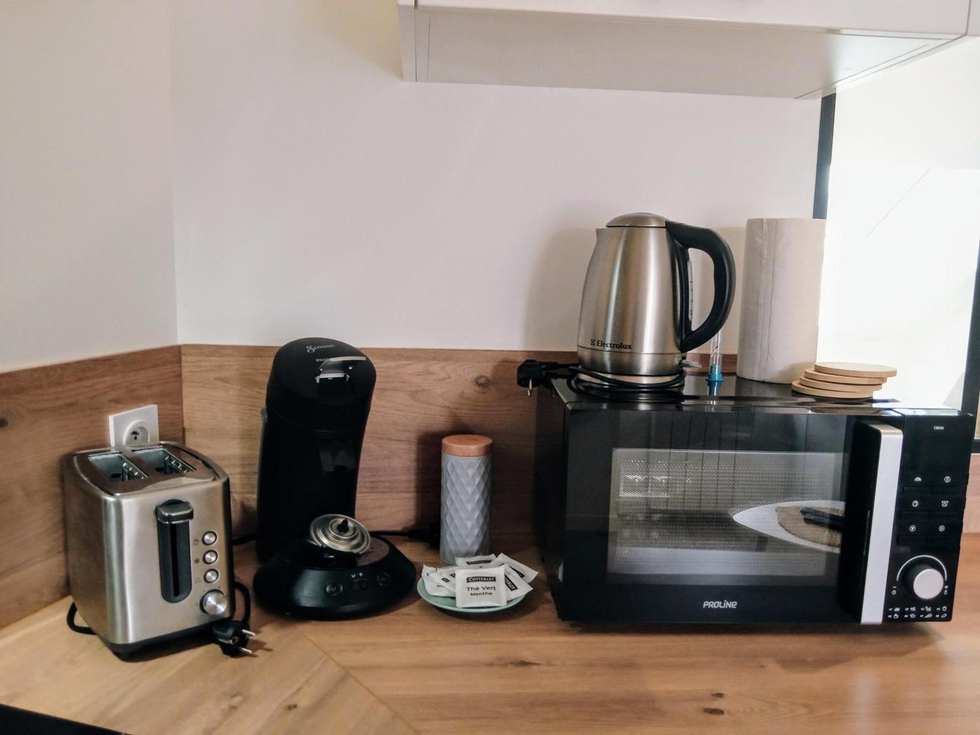 Les Studios De La Gare Linge Cafe The Inclus Wifi Vannes Eksteriør bilde